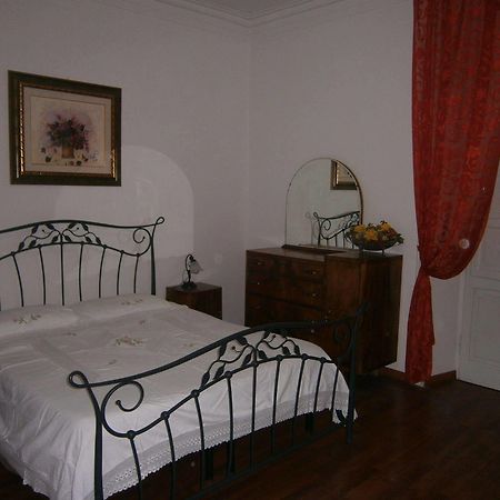Отель Lucky House Рим Экстерьер фото